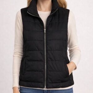 Old Navy Women's Black Puffer Vest